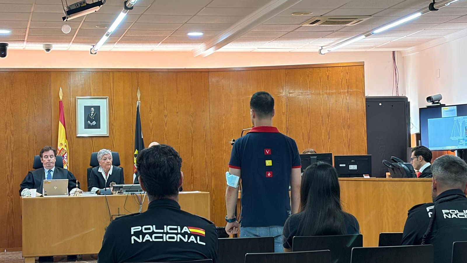 El varón investigado, frente al tribunal de la Sección VI este miércoles