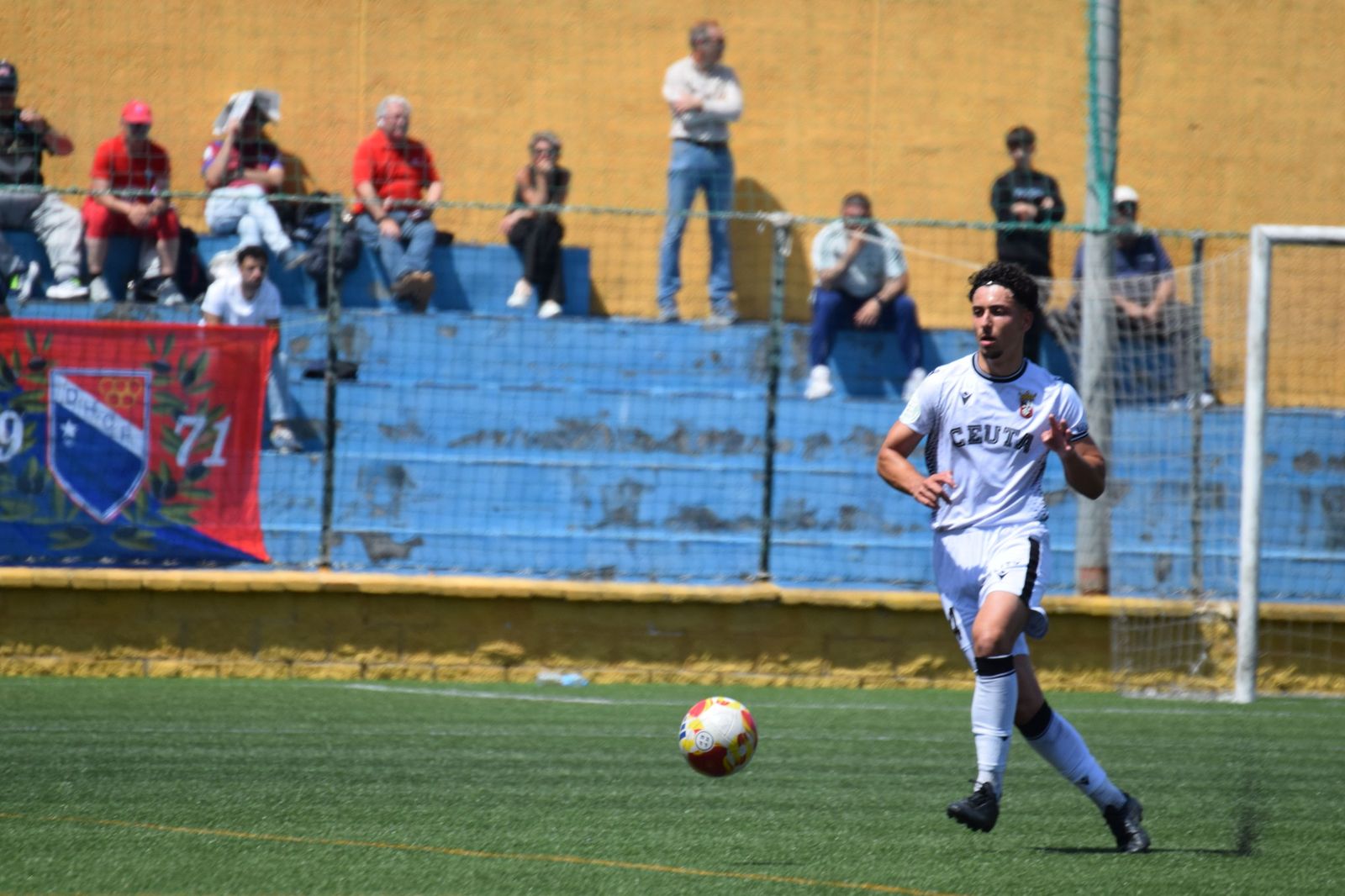 Partido AD Ceuta B-Dos Hermanas