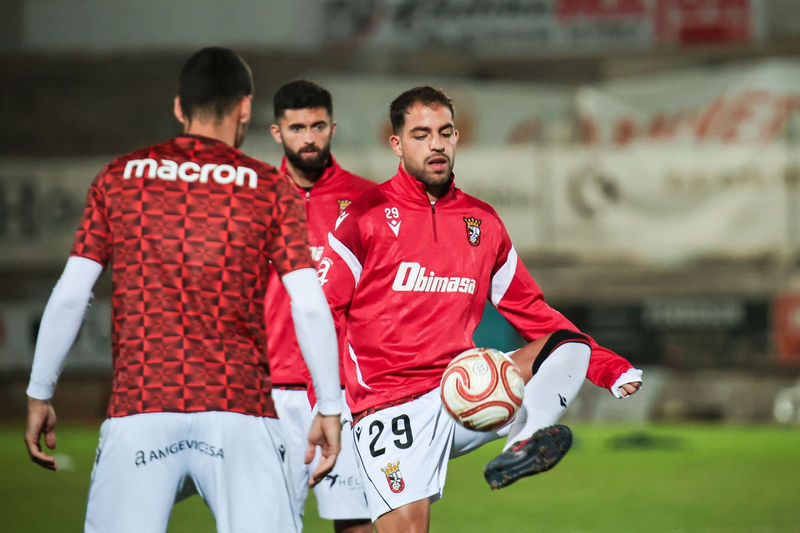 Victoria poco convicente del Ceuta ante el Poblense (1-2) para avanzar en Copa