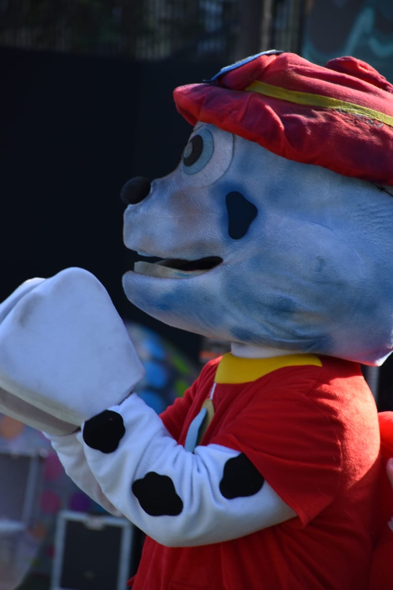 La Navidad llega a la Marina con una fiesta infantil