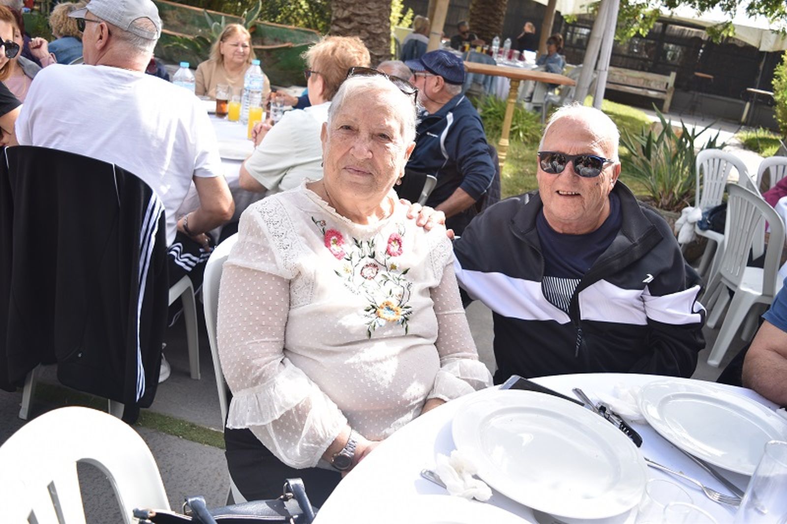 Loli Trujillo y su marido, que celebraron sus bodas de oro el pasado 2022, acuden cada año a la fiesta de La Mochila / FOTO NICOL´S