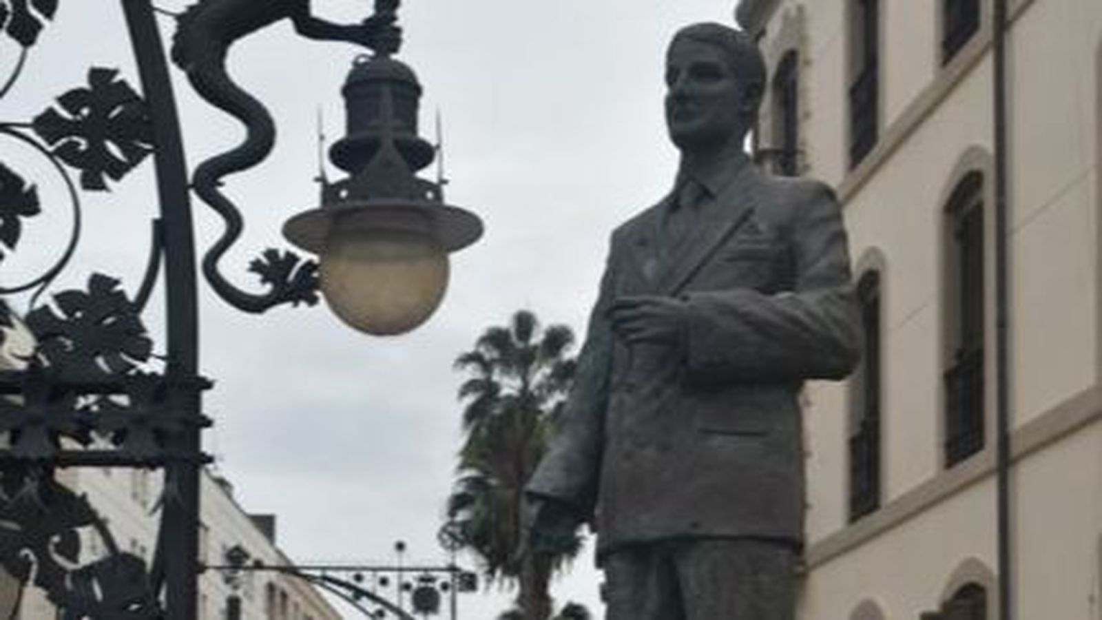 Estatua del ex alcalde Sánchez Prados