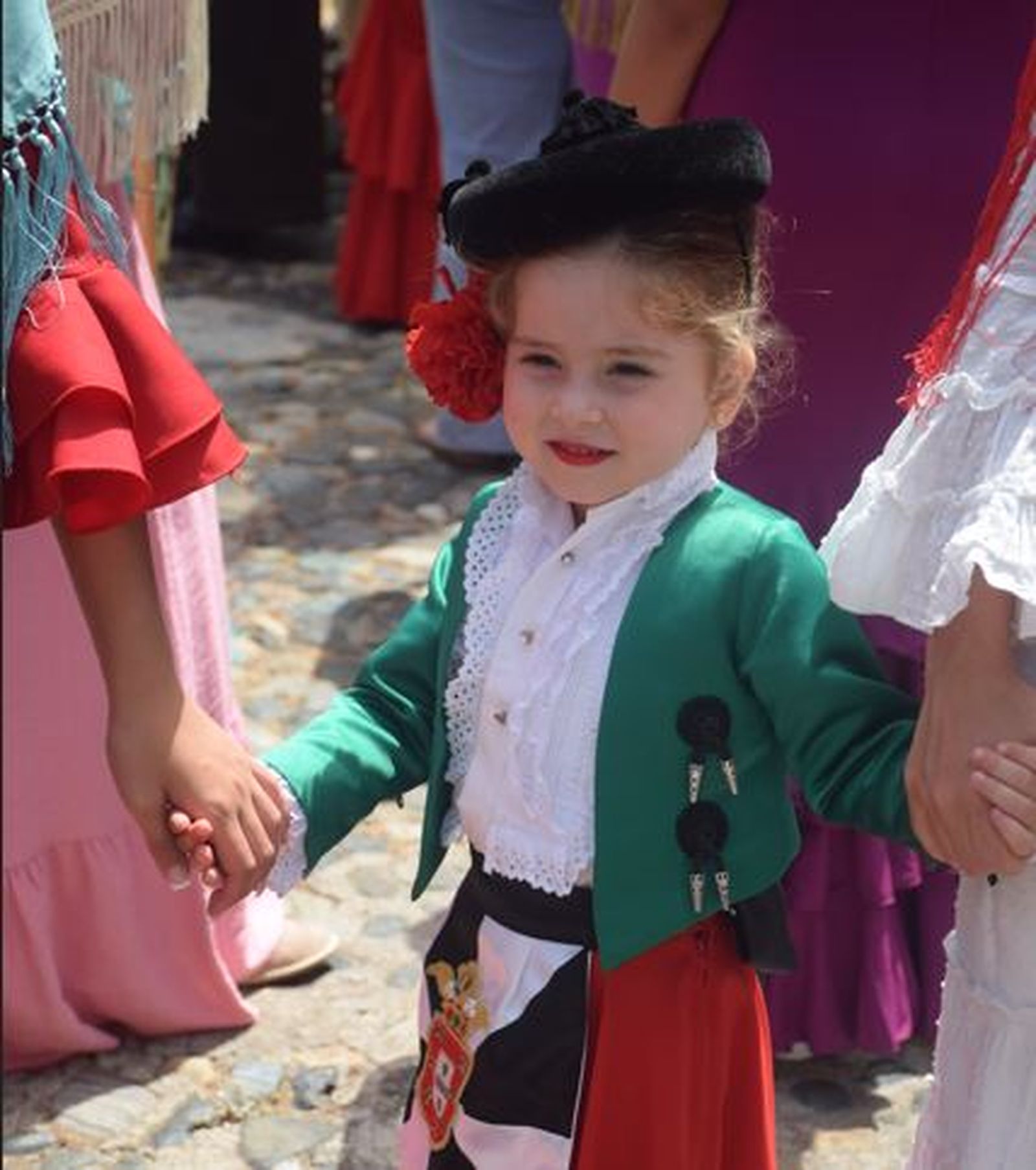 Tradición, fe y calor: Ceuta se vuelca con San Antonio
