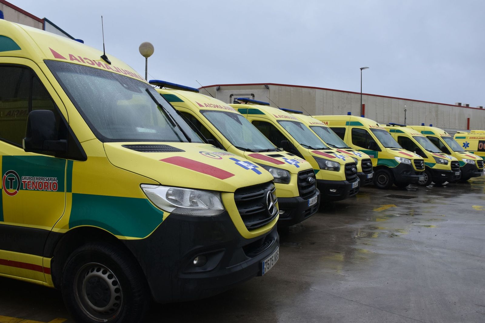 Las ambulancias disponibles en Ceuta durante la crisis migratoria