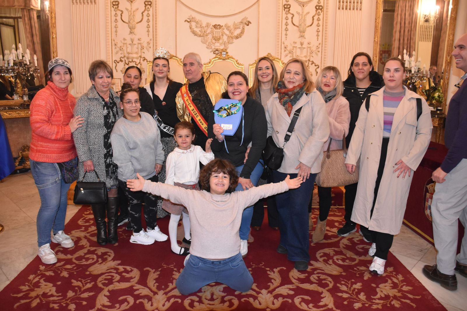 El Carnaval brilla por última vez este año con los premios de las cabalgatas