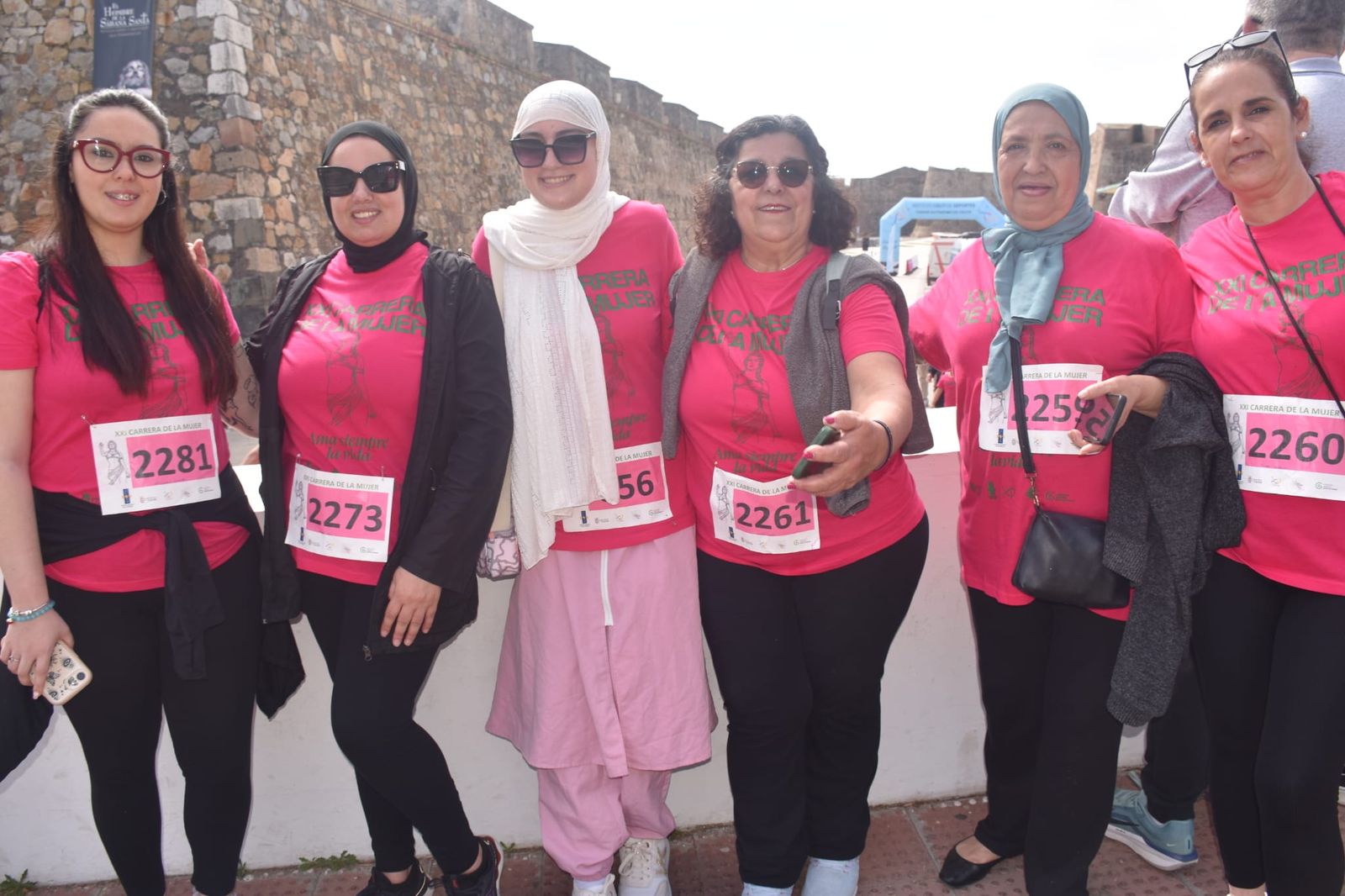 Ceuta se viste de rosa para abrazarse a la vida