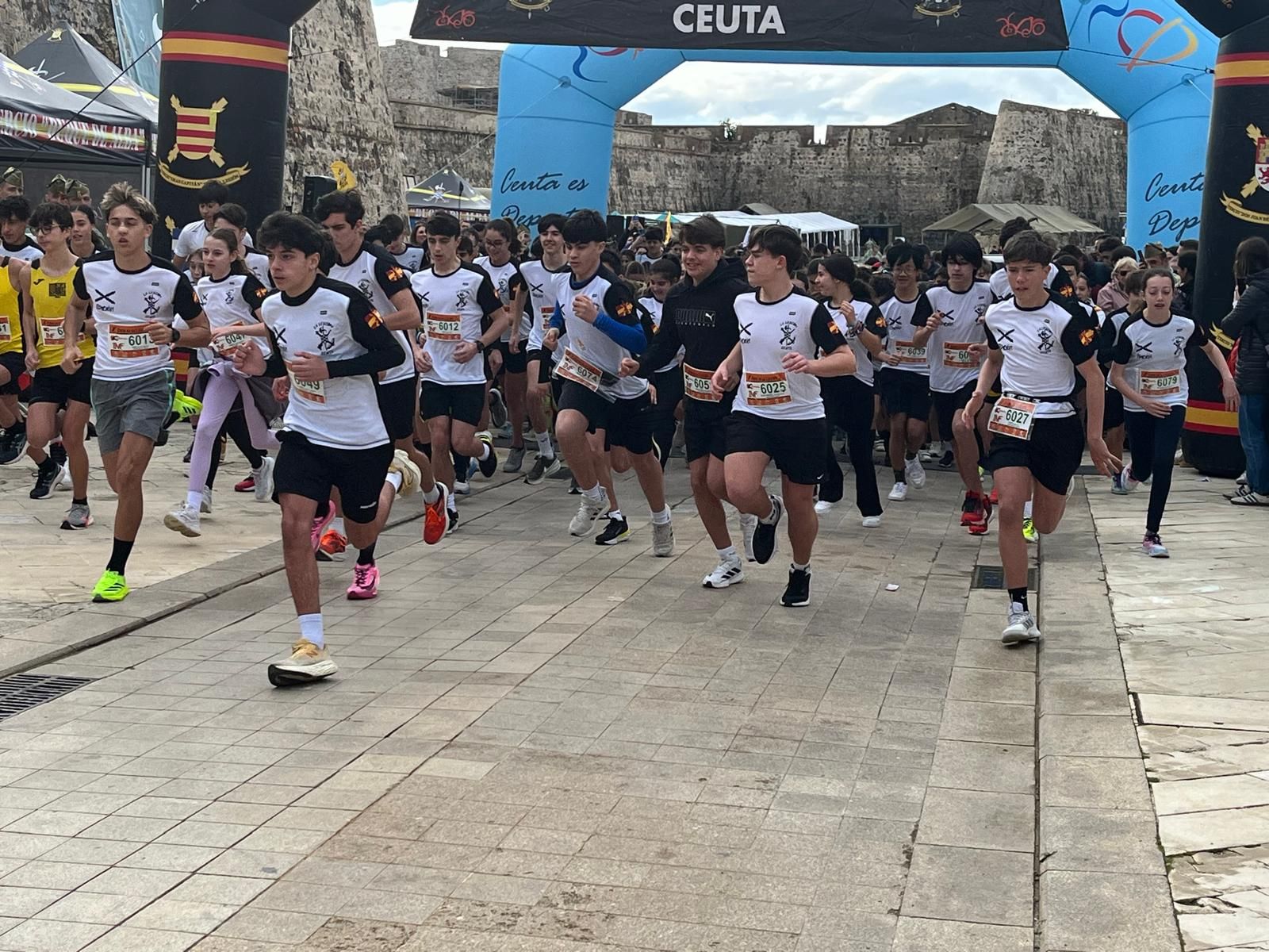 La previa y el inicio de la X Cuna de la Legión a través del objetivo de Reduan