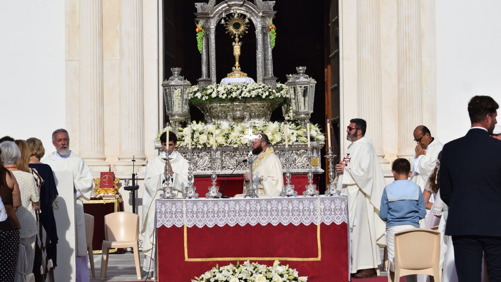 El Corpus Christi brillo radiante en Ceuta este domingo