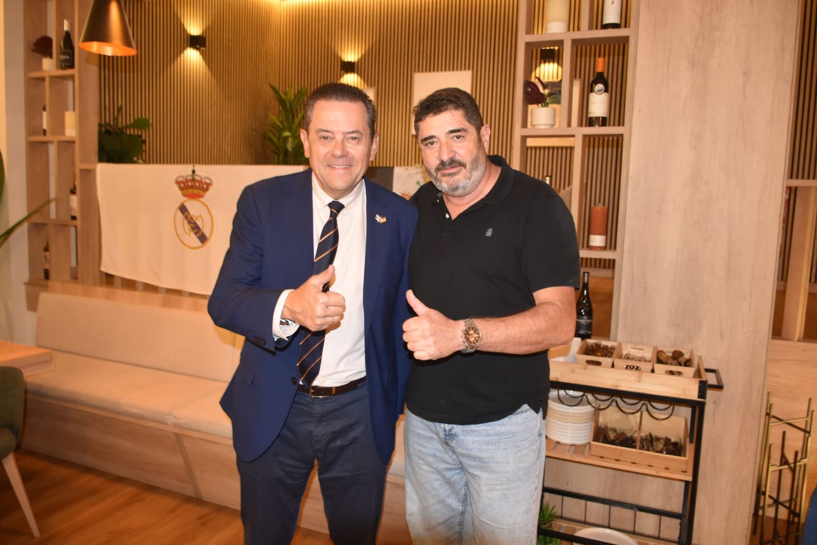 Ambiente madridista en el restaurante 'Aire'