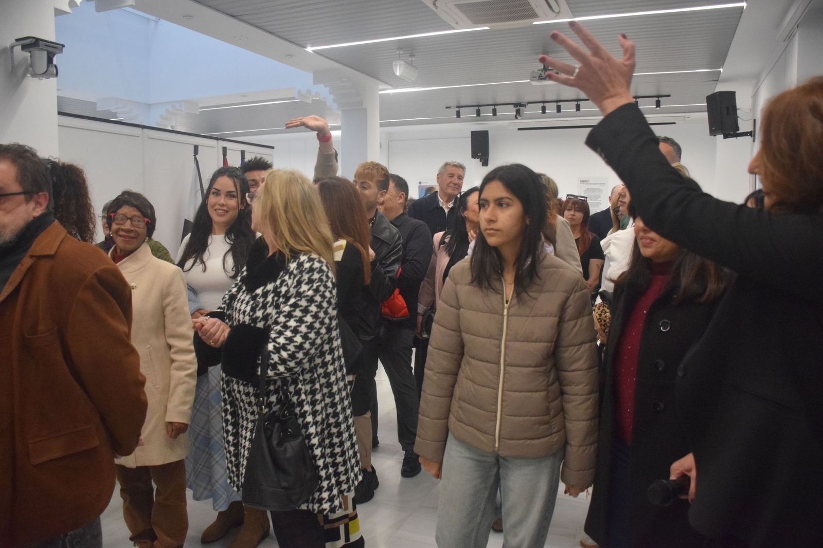 FOTOGALERÍA | La Fundación Premio Convivencia inaugura en Ceuta la muestra “Unik@”