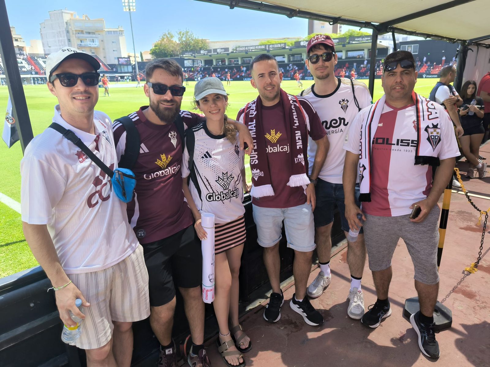 Aficionados antes del partido