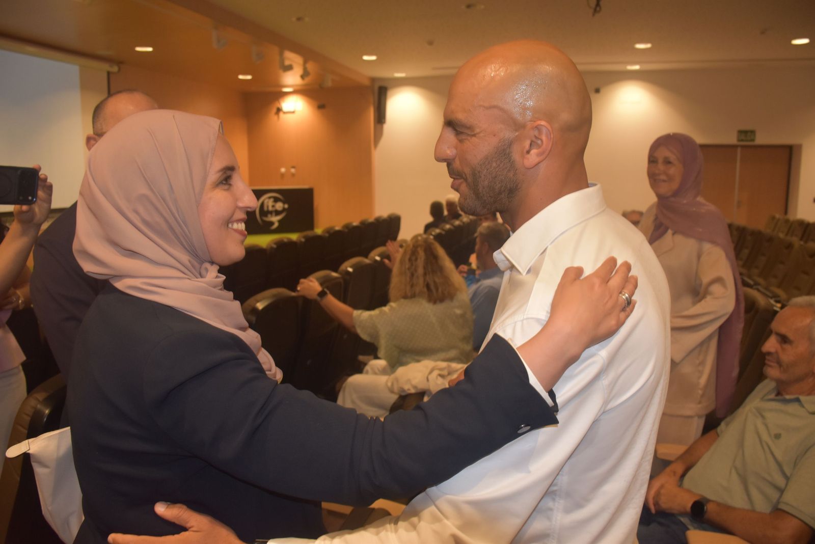 Emotivo homenaje a un emblema de Regulares: Vilal Ahmed