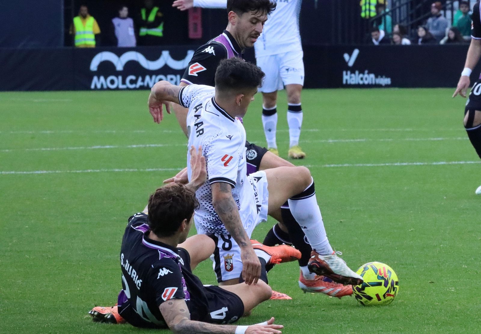 La AD Ceuta pone fin a su buena racha como local