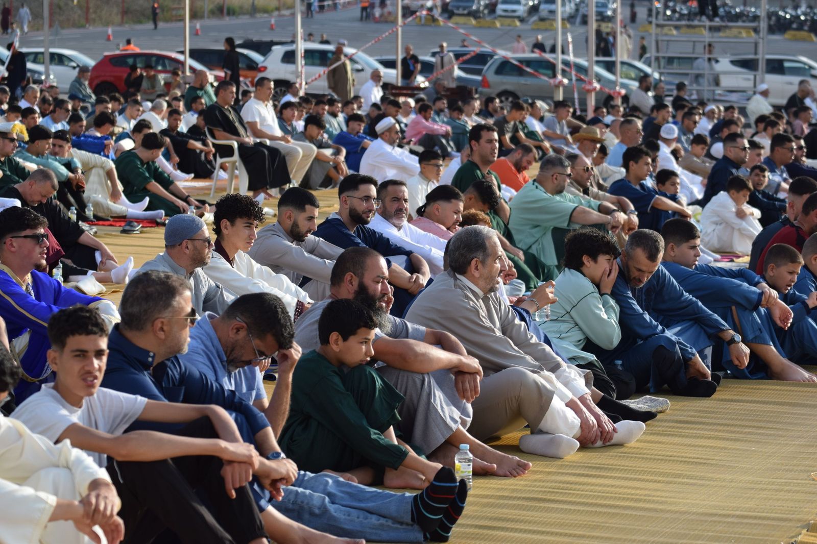 Los musulmanes de Ceuta abrazan la tradicional Musal-la que marca el inicio del Eid al Adha