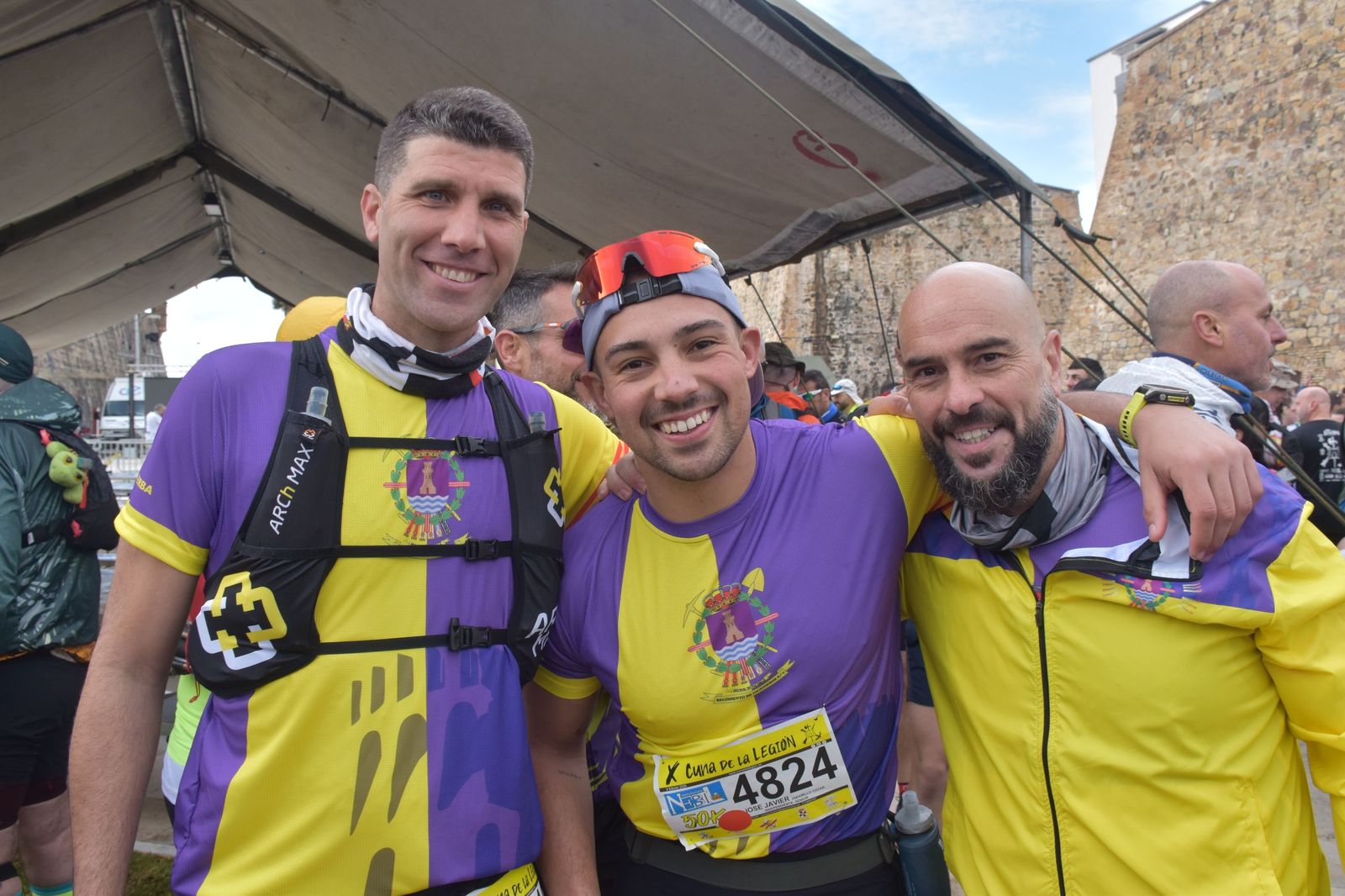 FOTOGALERÍA | Miles de corredores toman la salida en la X Cuna de la Legión: mira las imágenes