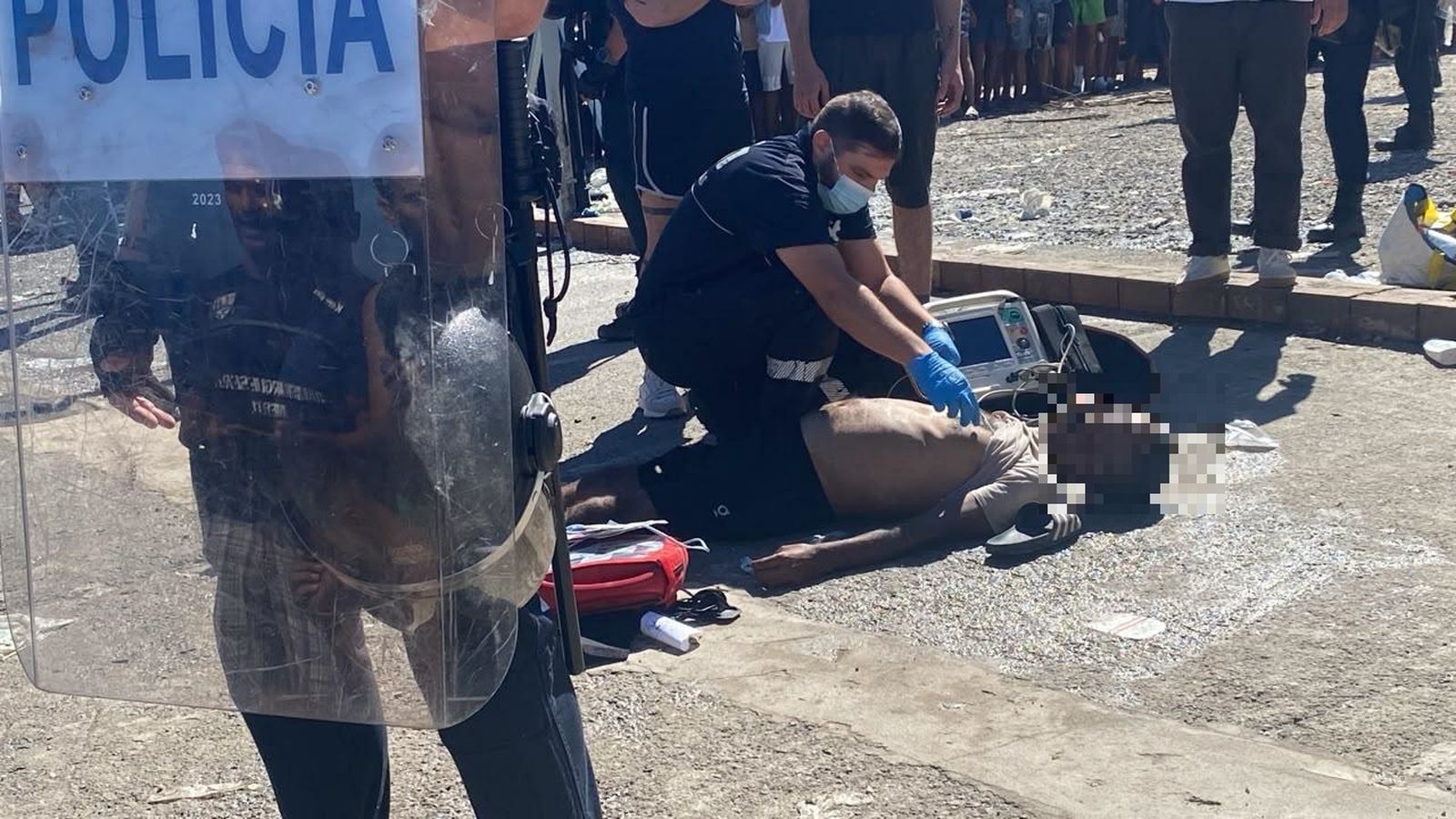 Fallece un joven migrante en el asentamiento de la antigua fábrica de Guano