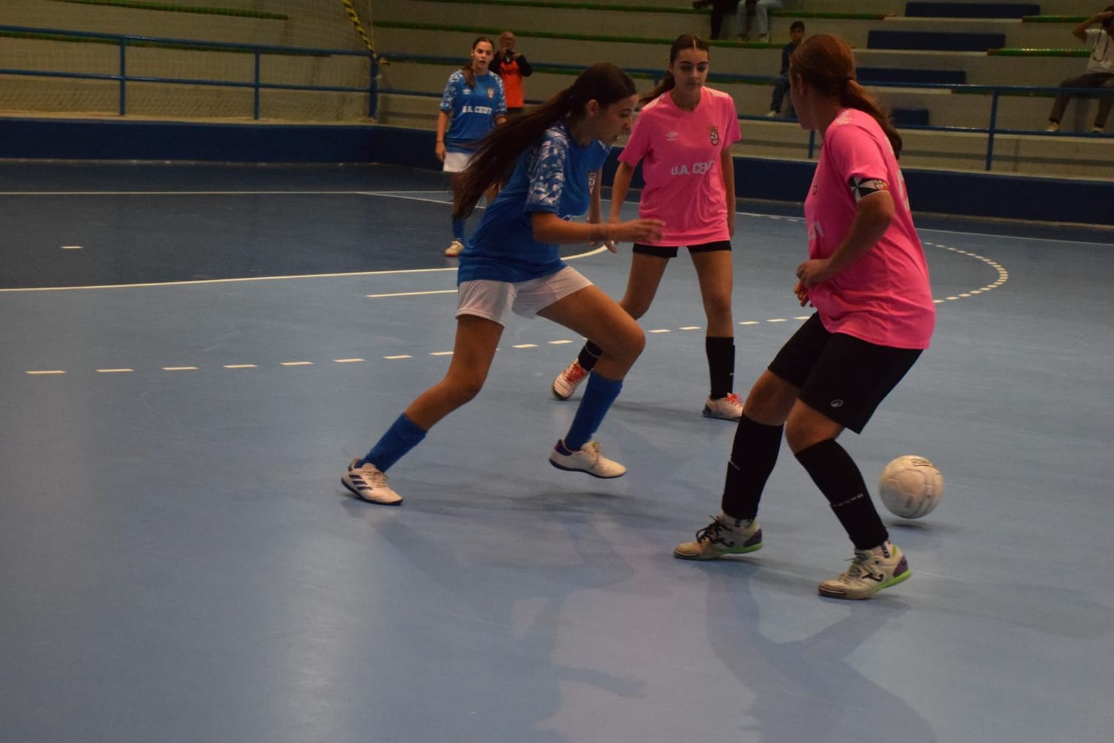 Comienza la Liga Senior Femenina con cuatro partidos