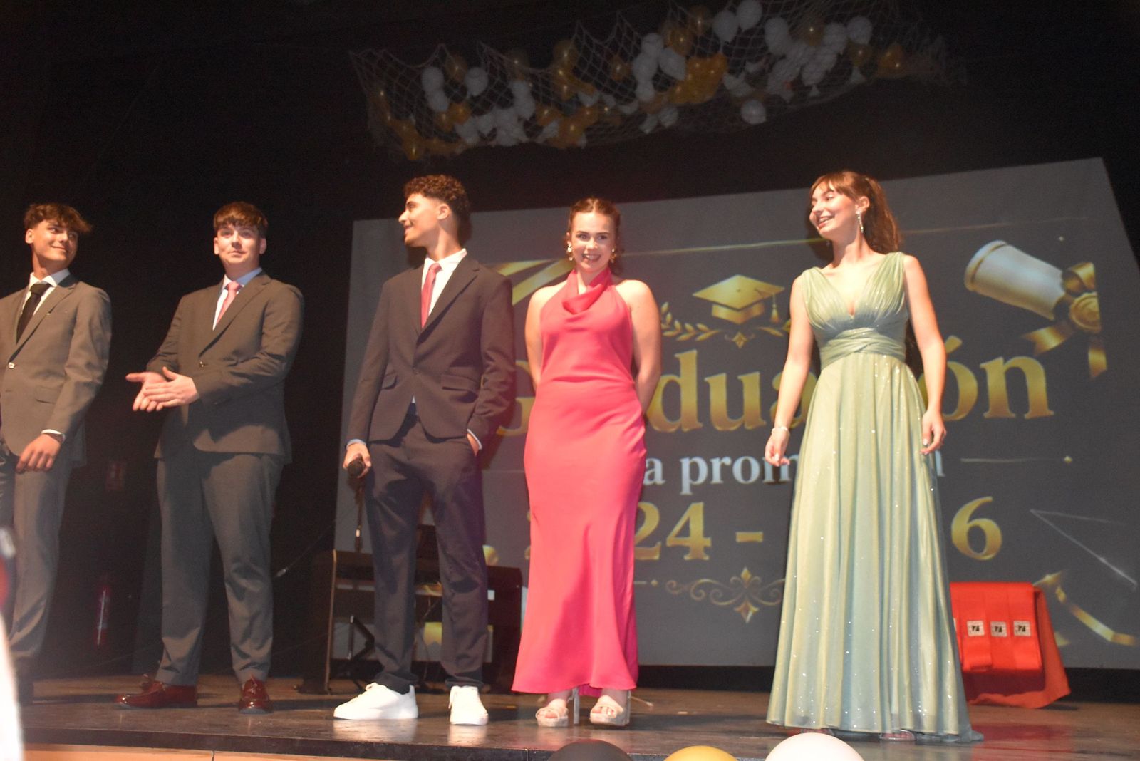 La promoción de Bachillerato del Siete Colinas “no quiere acabar el curso”, pero ya se ha graduado