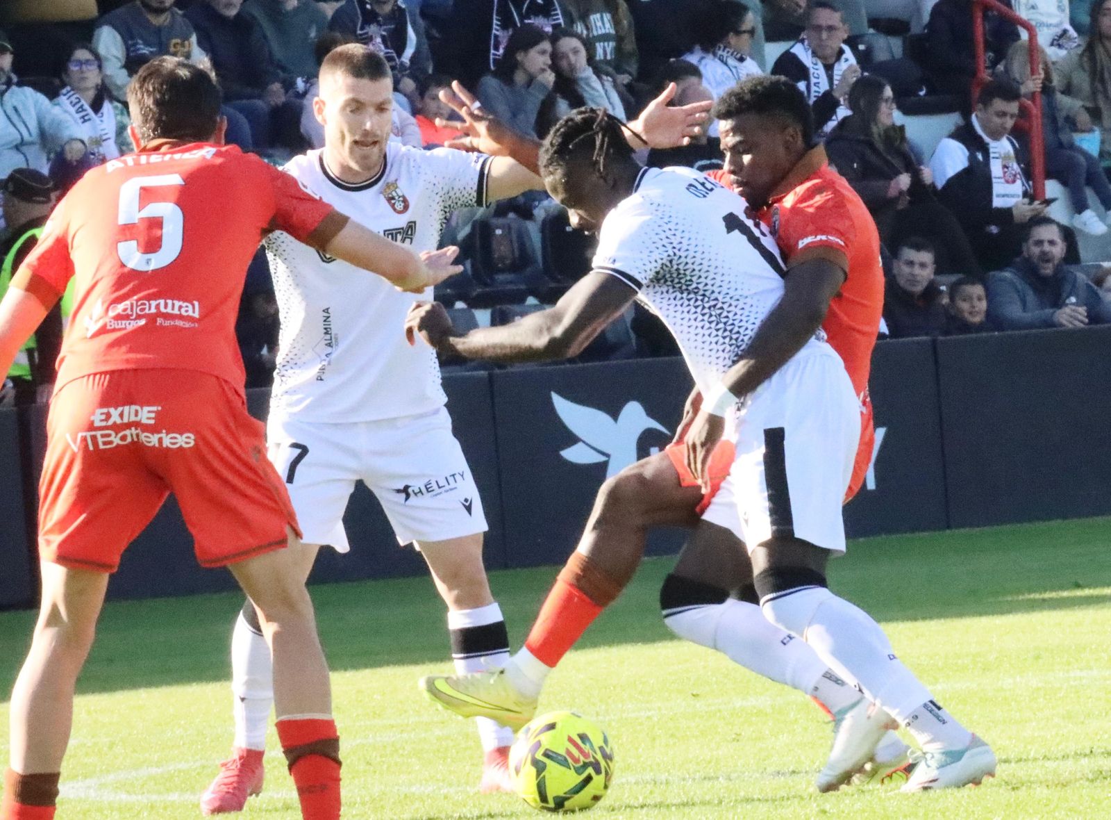 FOTOGALERÍA | Así se vivió la sexta victoria ceutí en el Alfonso Murube