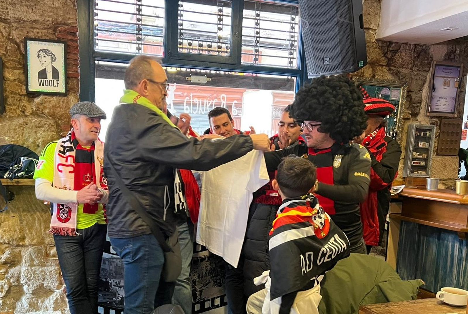 Hermanamiento de las aficiones del Ceuta y el Mirandés