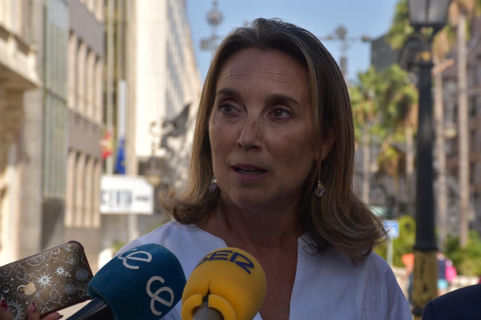 Gamarra exige al Gobierno devolver a los migrantes de Ceuta