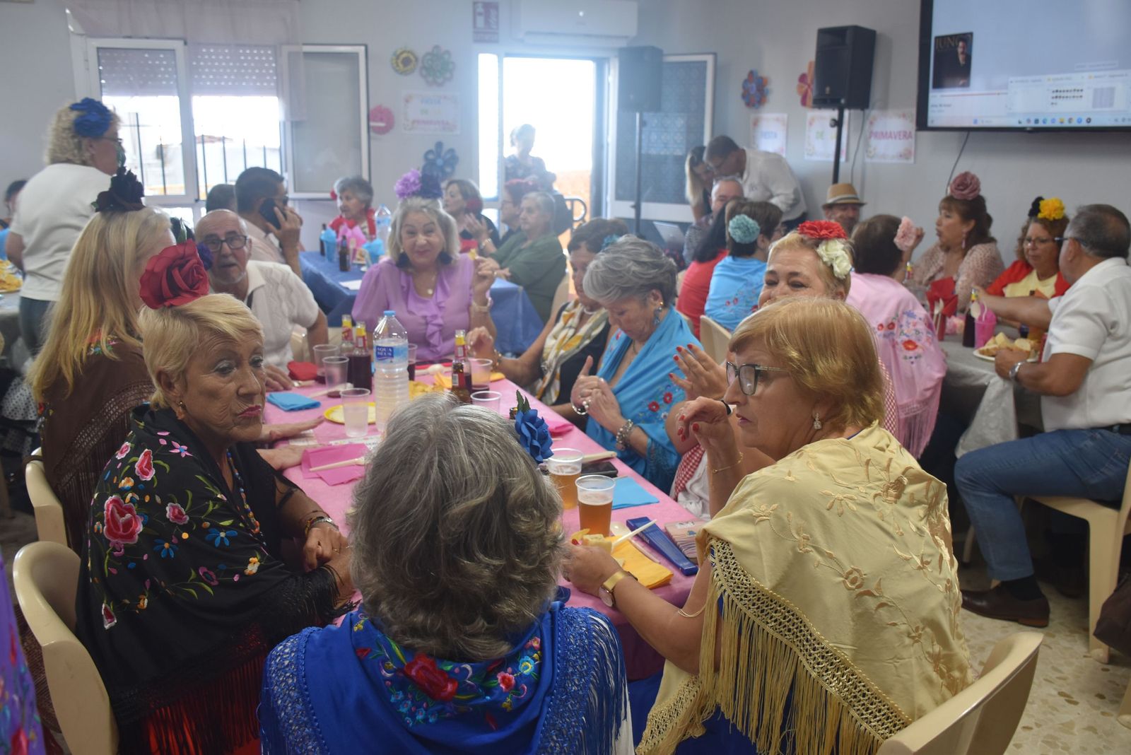 Villajovita se viste de feria para celebrar la primavera junto a sus mayores