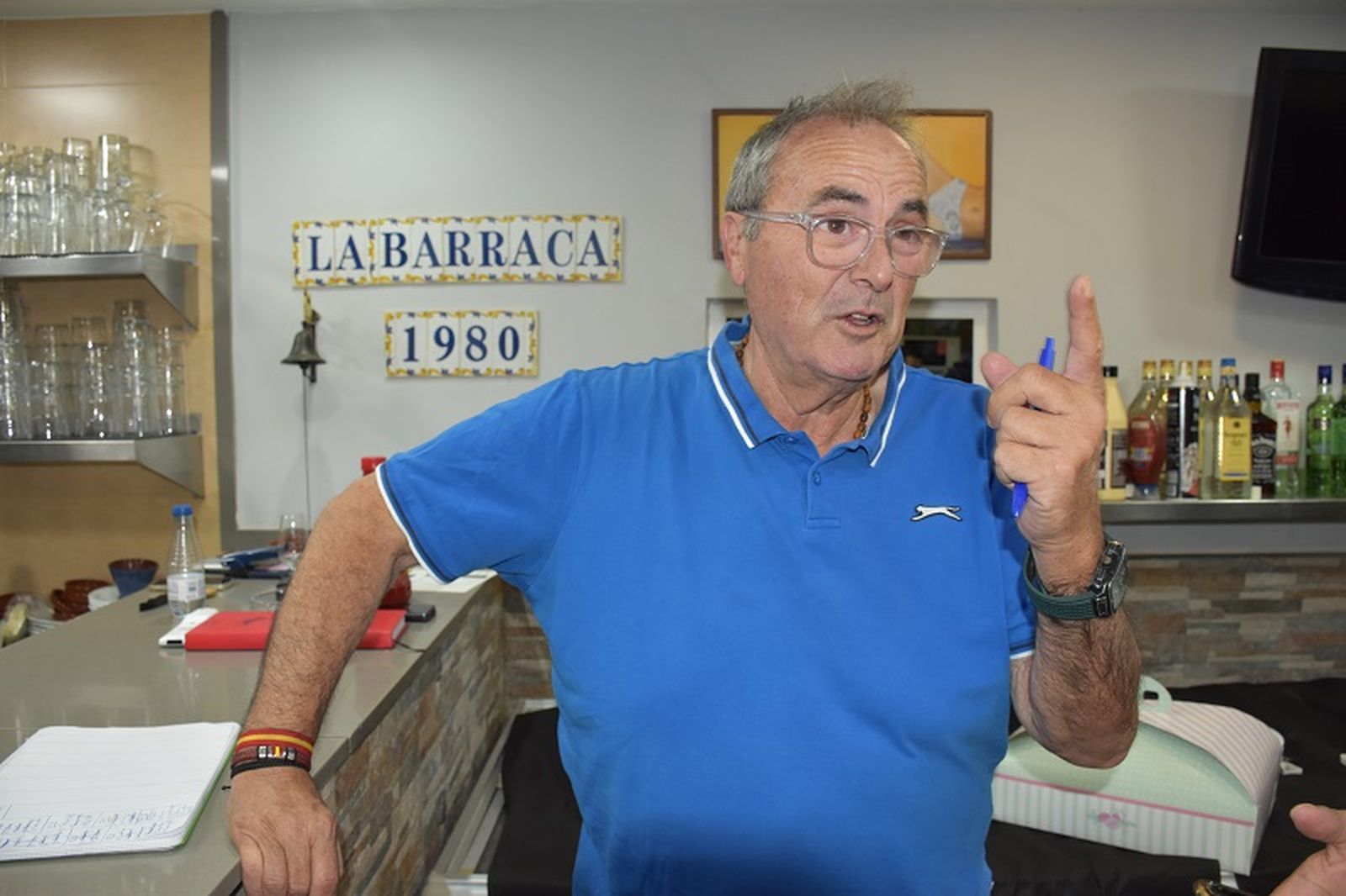 Tete, dueño del restaurante La Barraca. / FOTO NICOL'S Tete, dueño del restaurante La Barraca. / FOTO NICOL'S