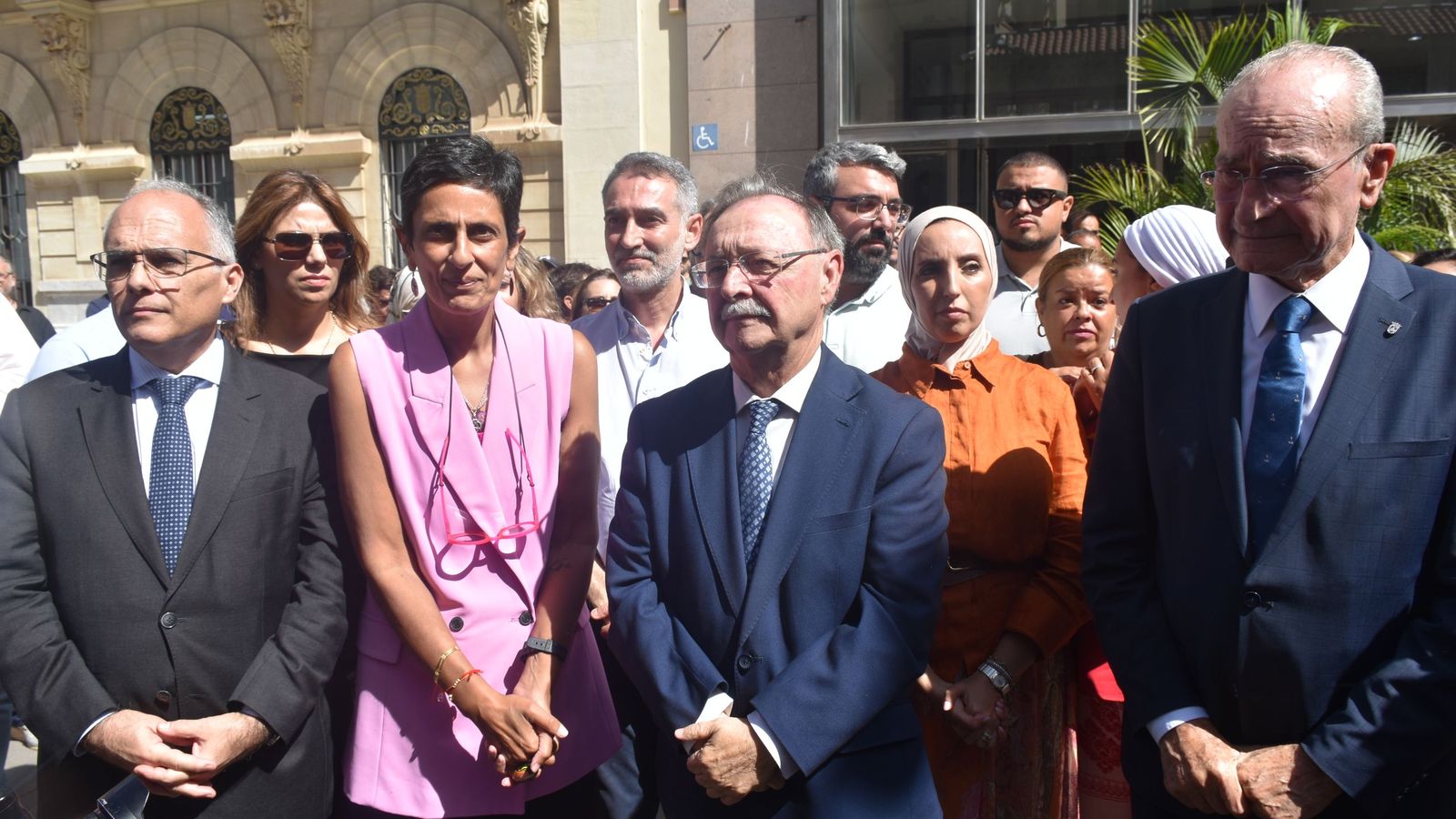 Así se ha vivido el primer minuto de silencio en el Palacio de la Asamblea