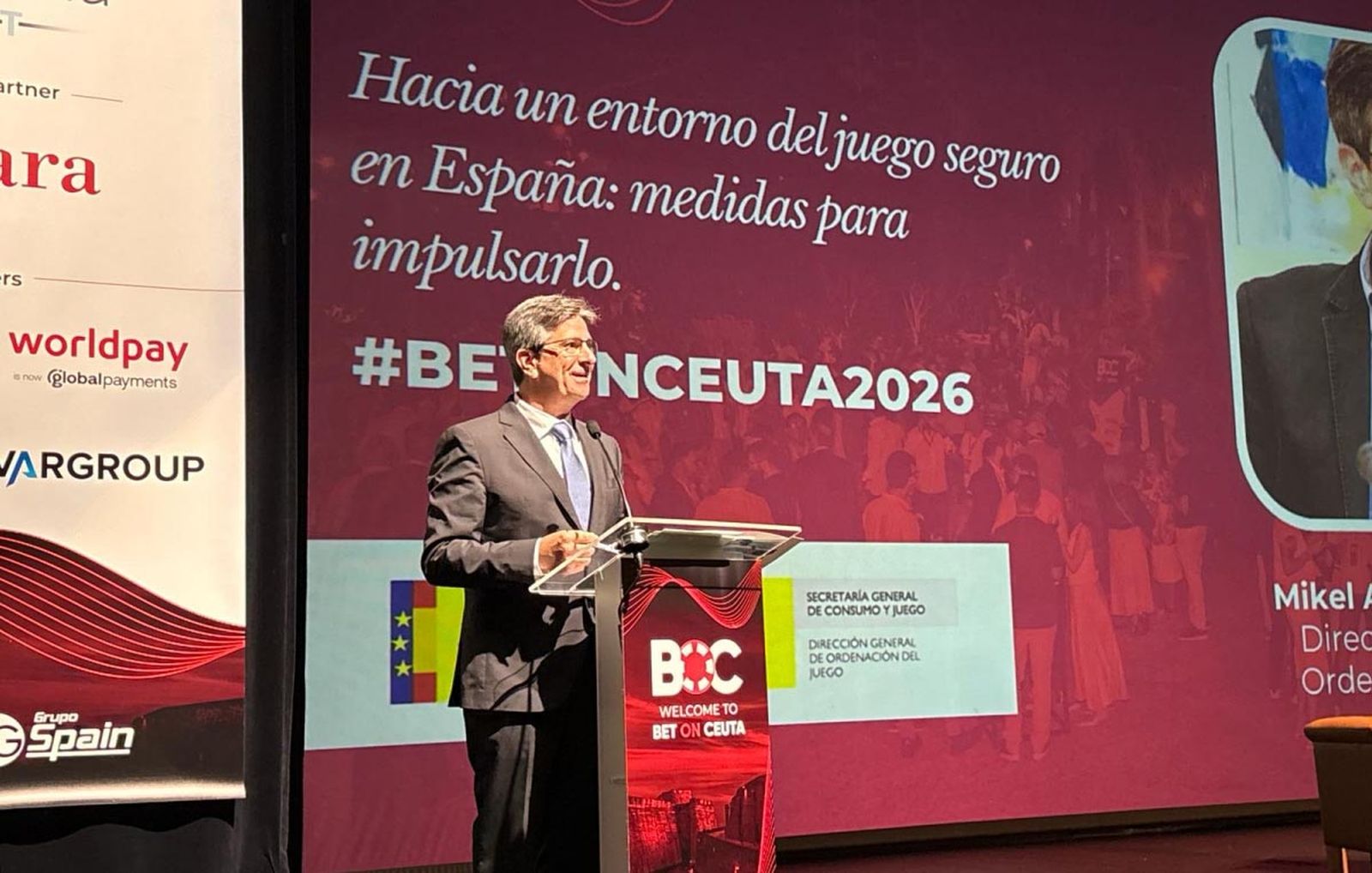 Mikel Arana, durante su intervención