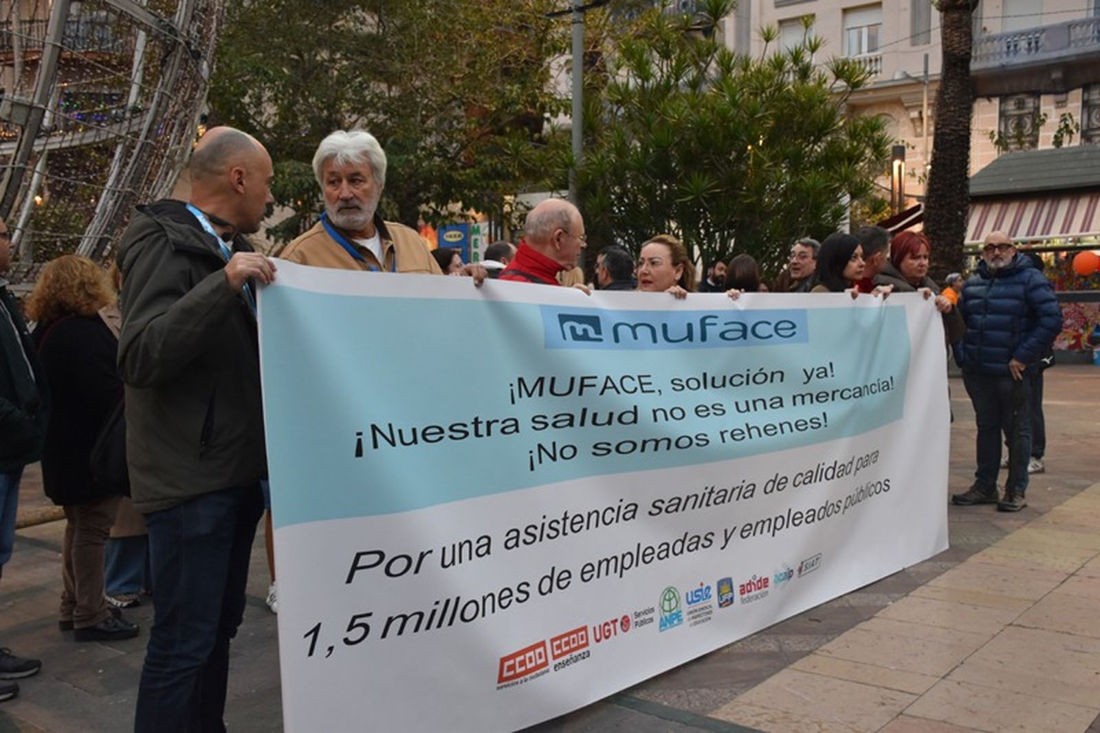 Manifestación sindical en defensa de la continuidad de Muface celebrada el pasado diciembre en Ceuta/FOTO G.S.