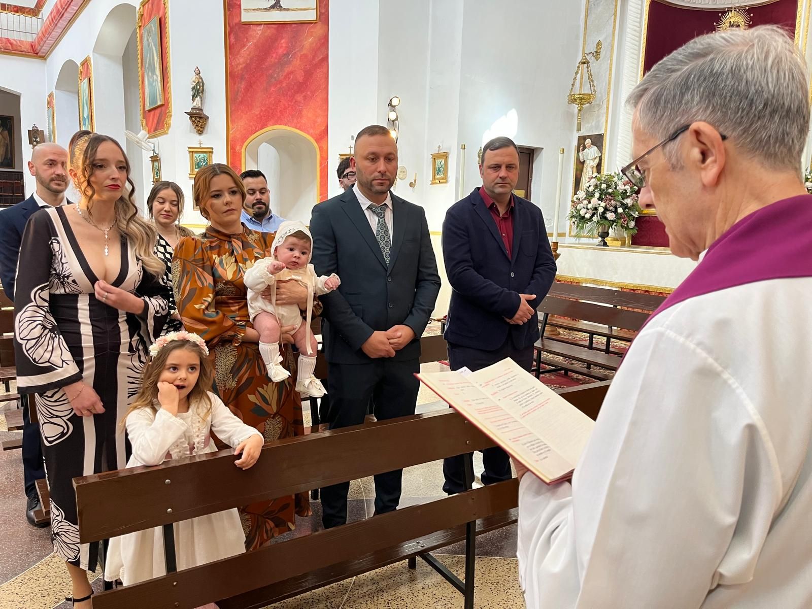 Tiago recibe el Sacramento del Bautismo en Santa Teresa