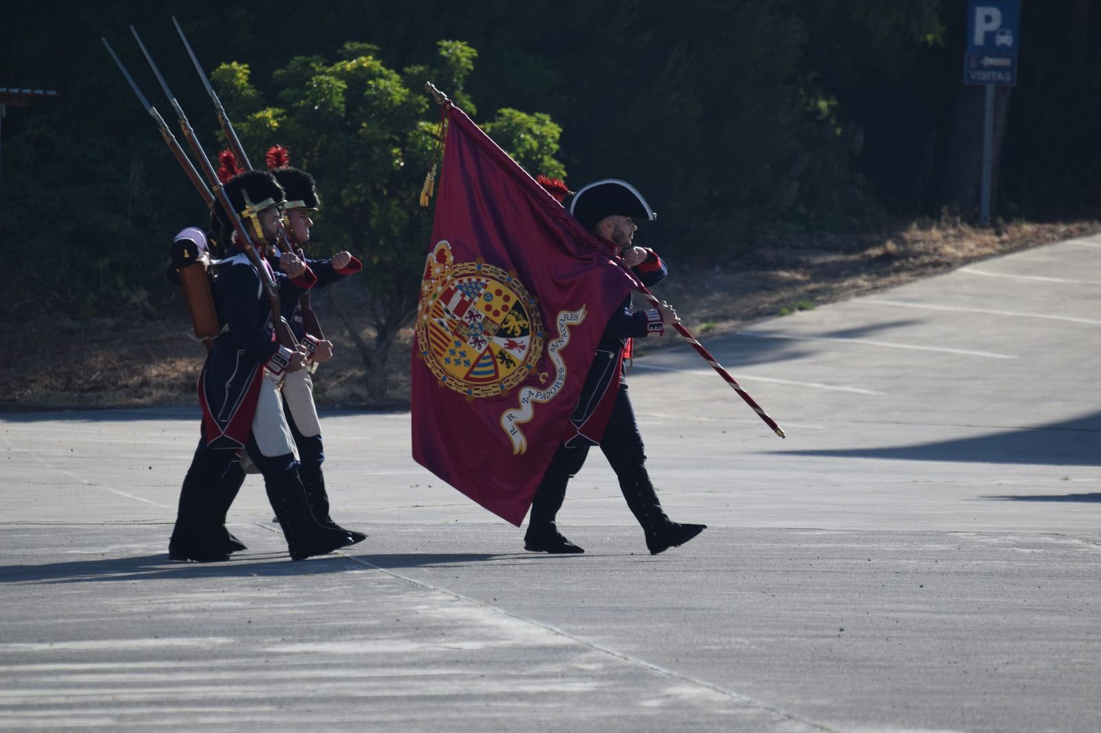 El Regimiento de Ingenieros 7 honra a San Fernando en una solemne parada militar en El Jaral