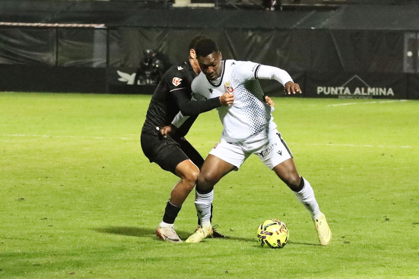 Así se vivió el enfrentamiento entre AD Ceuta - UD Almería a pie de campo