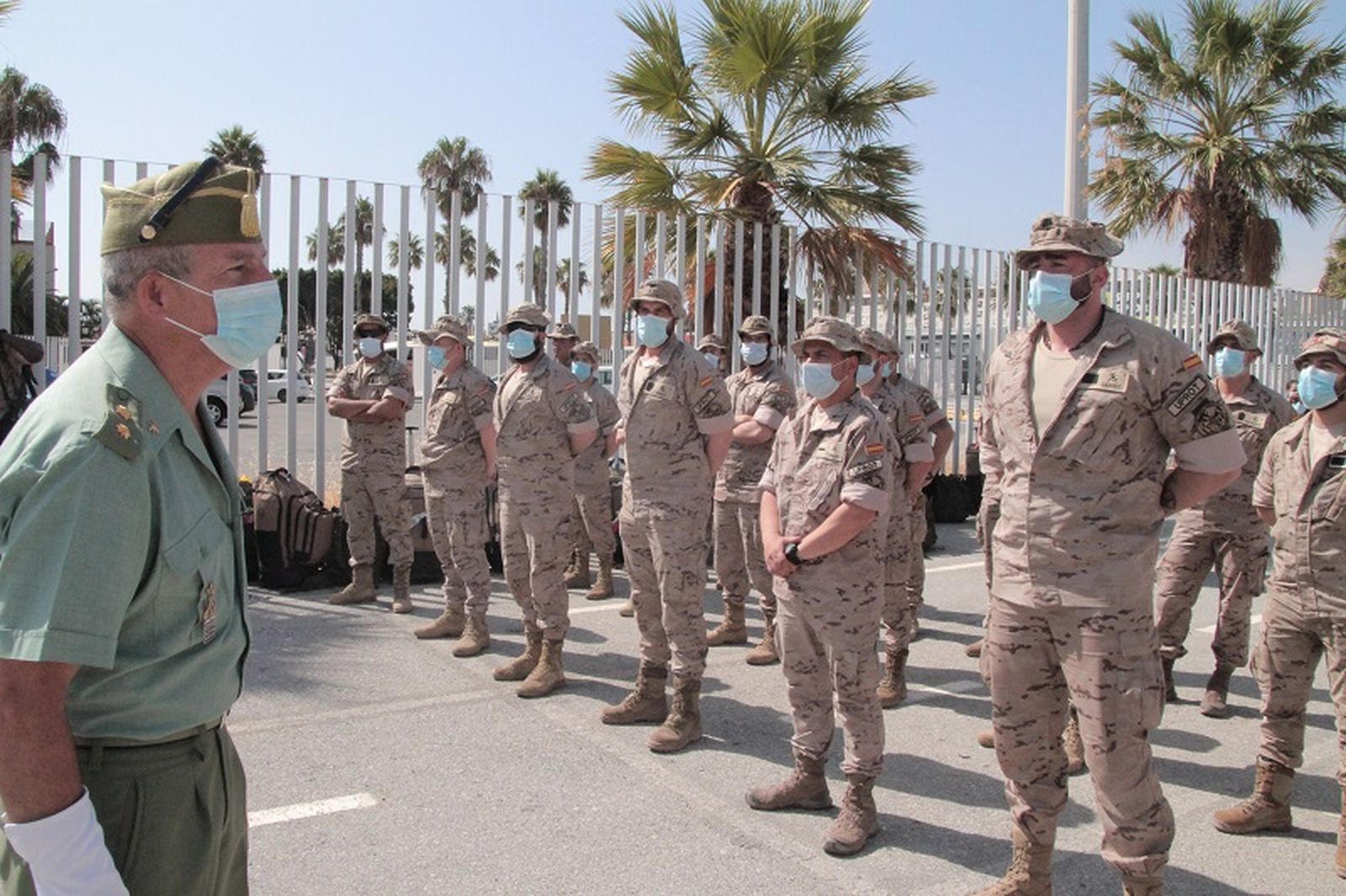 5622_militaresmascarillas_002web
