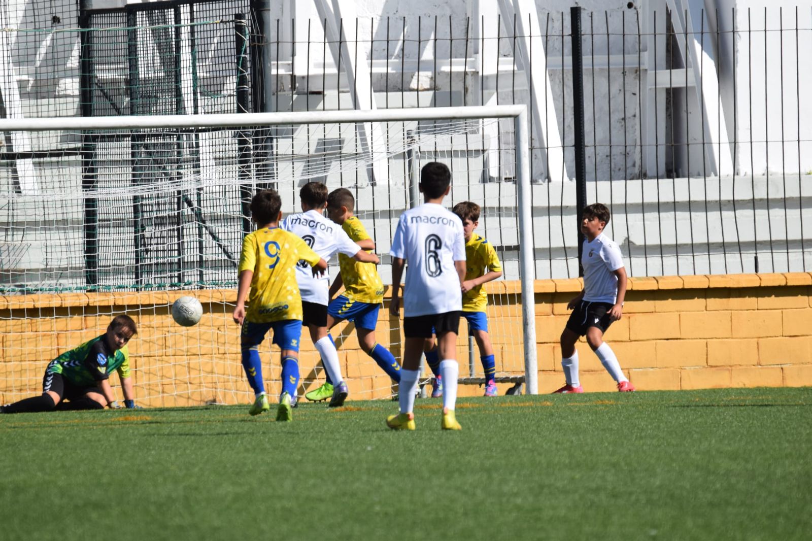 Comienza la Liga Benjamín de Fútbol-8 de la RFFCE