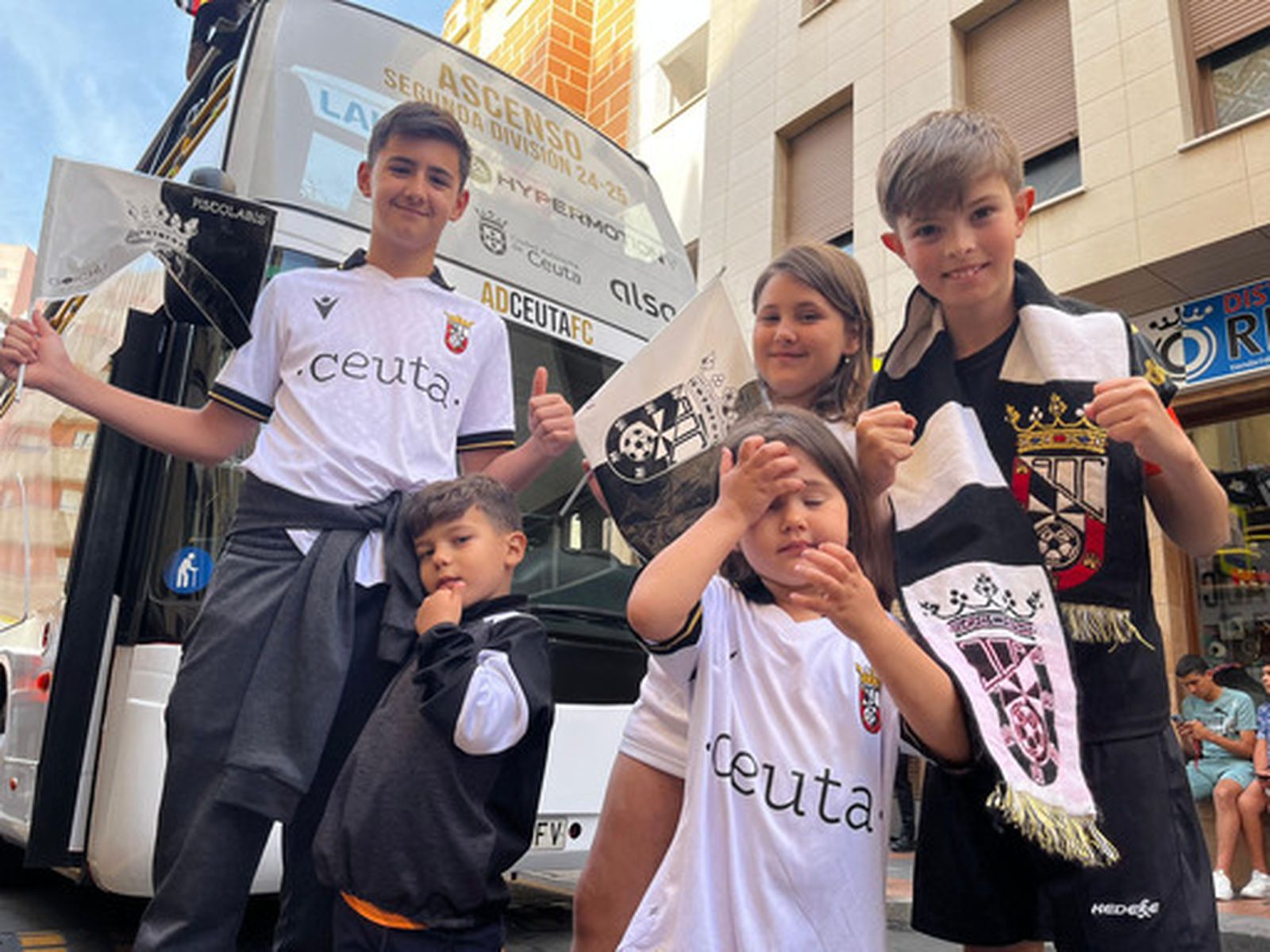 274_whatsapp-image-2025-05-18-at-175028_11zon