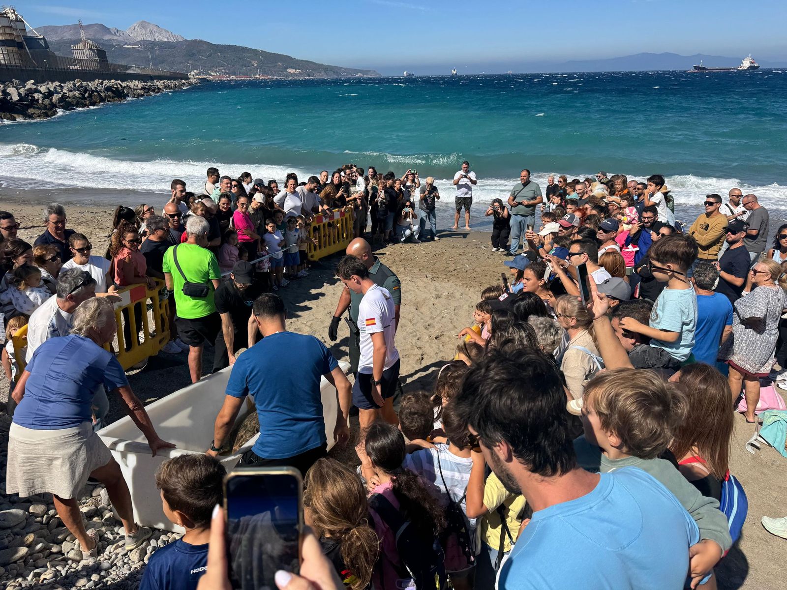 Bonita mañana ecológica en la playa de San Amaro