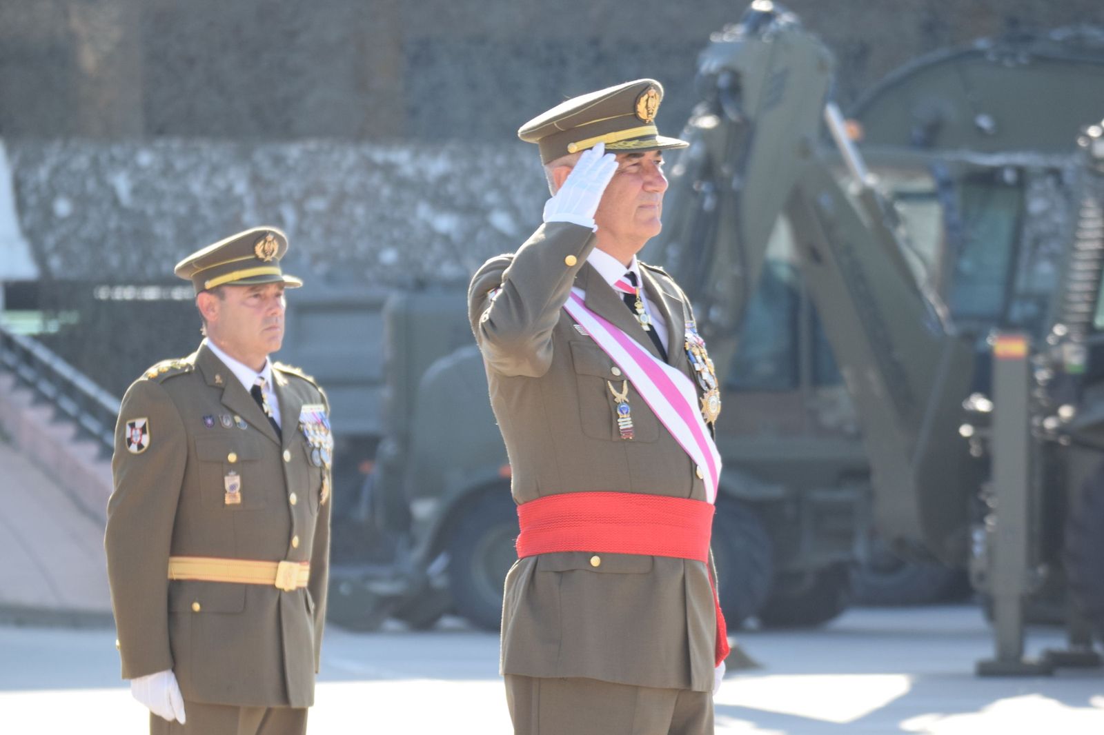 El Regimiento de Ingenieros 7 honra a San Fernando en una solemne parada militar en El Jaral