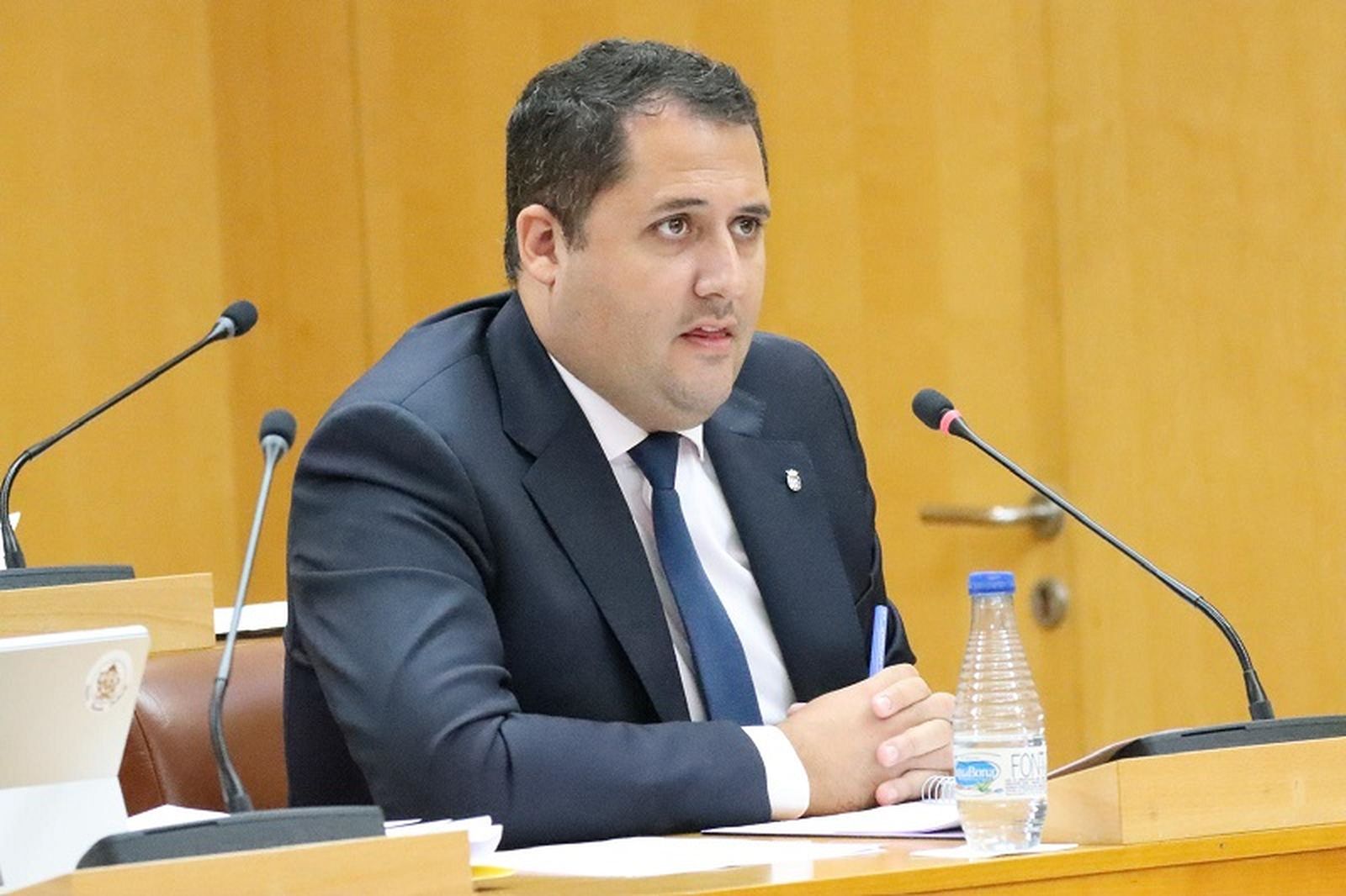 Alejandro Ramírez en el Pleno. / FOTO REDUAN