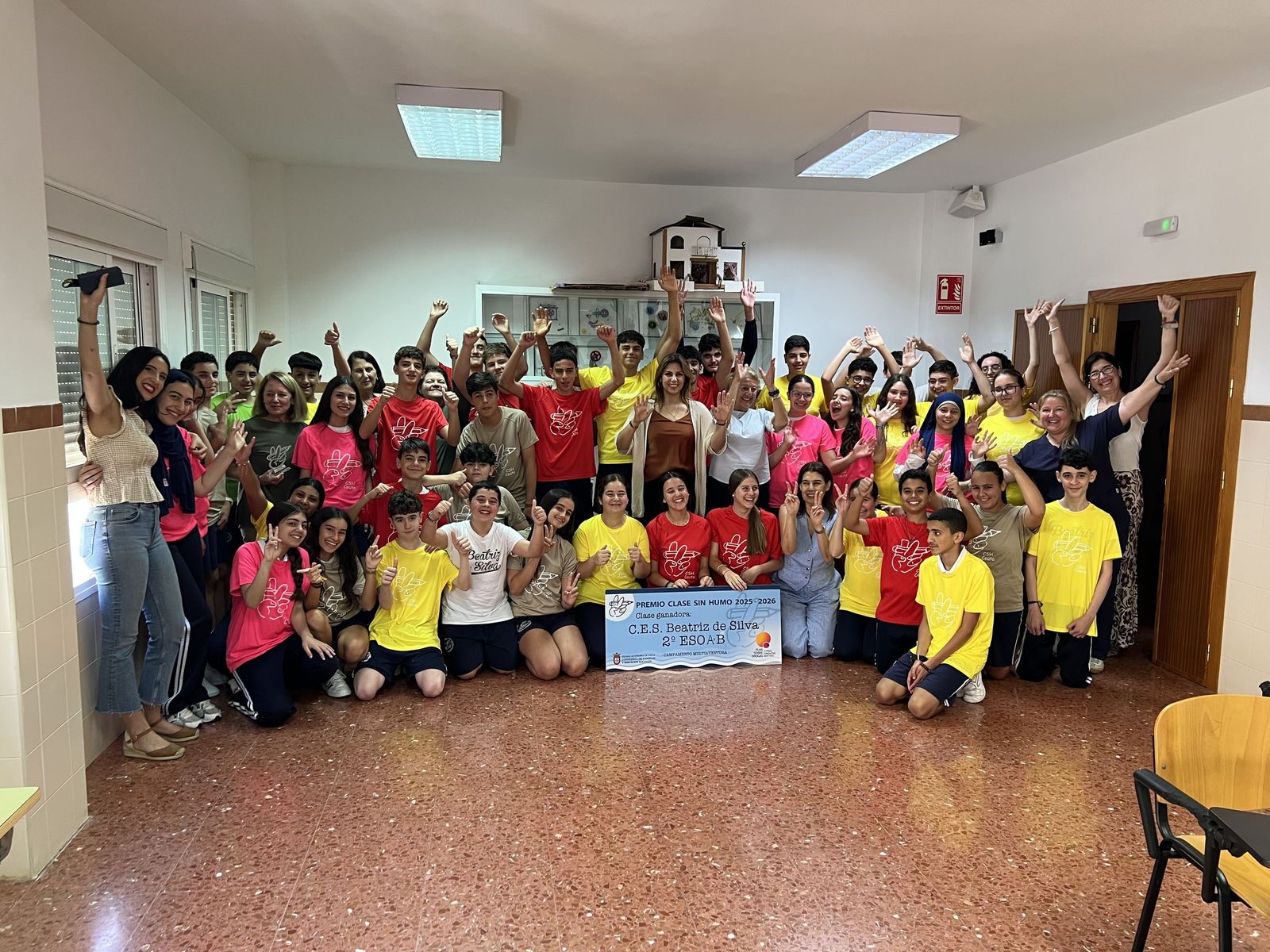 Profesores y alumnos del 'Beatriz de Silva' celebran su triunfo, con presencia de la consejera Benzina