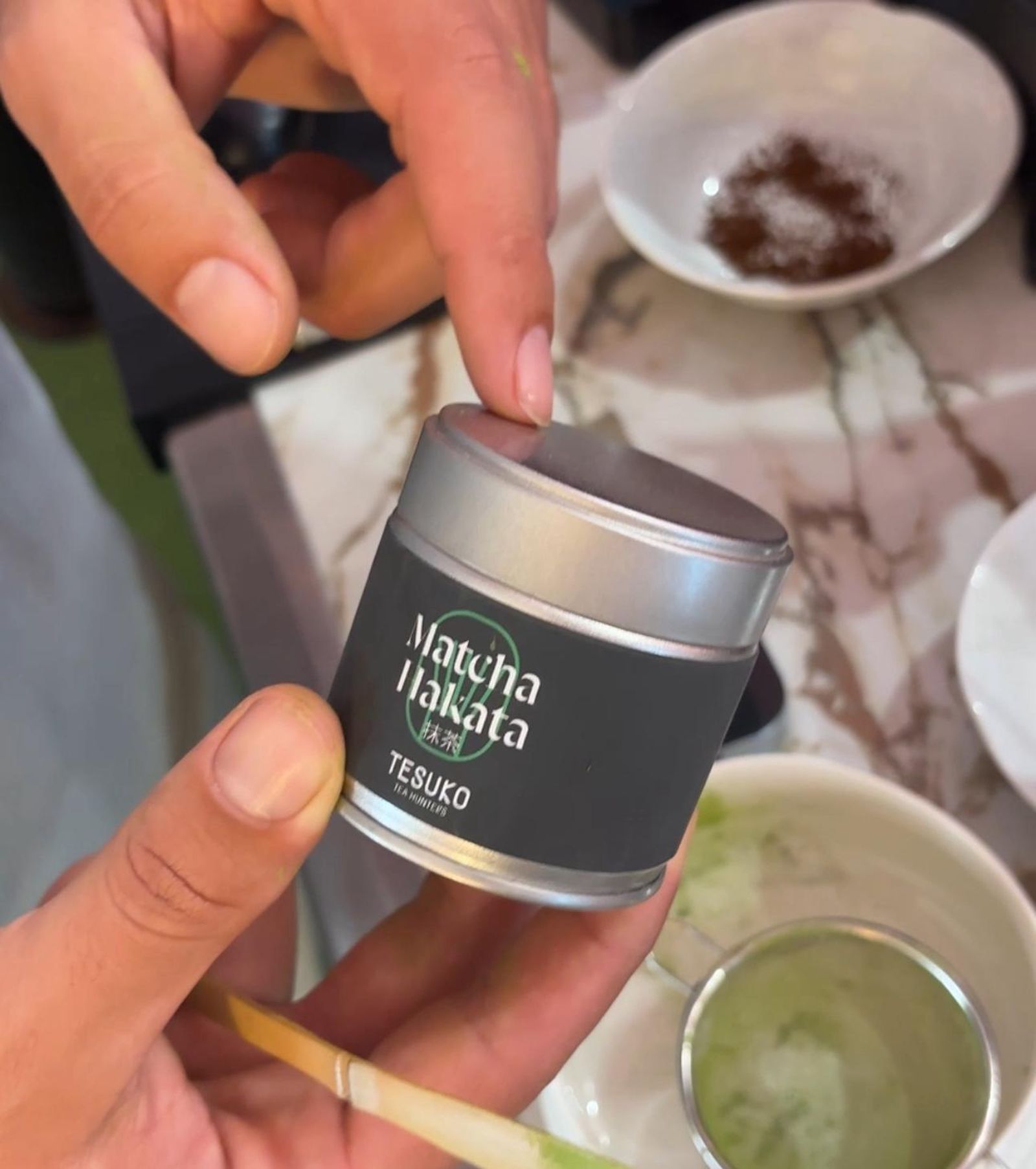 El auge del matcha conquista las cafeterías y despierta la curiosidad de los consumidores en Ceuta