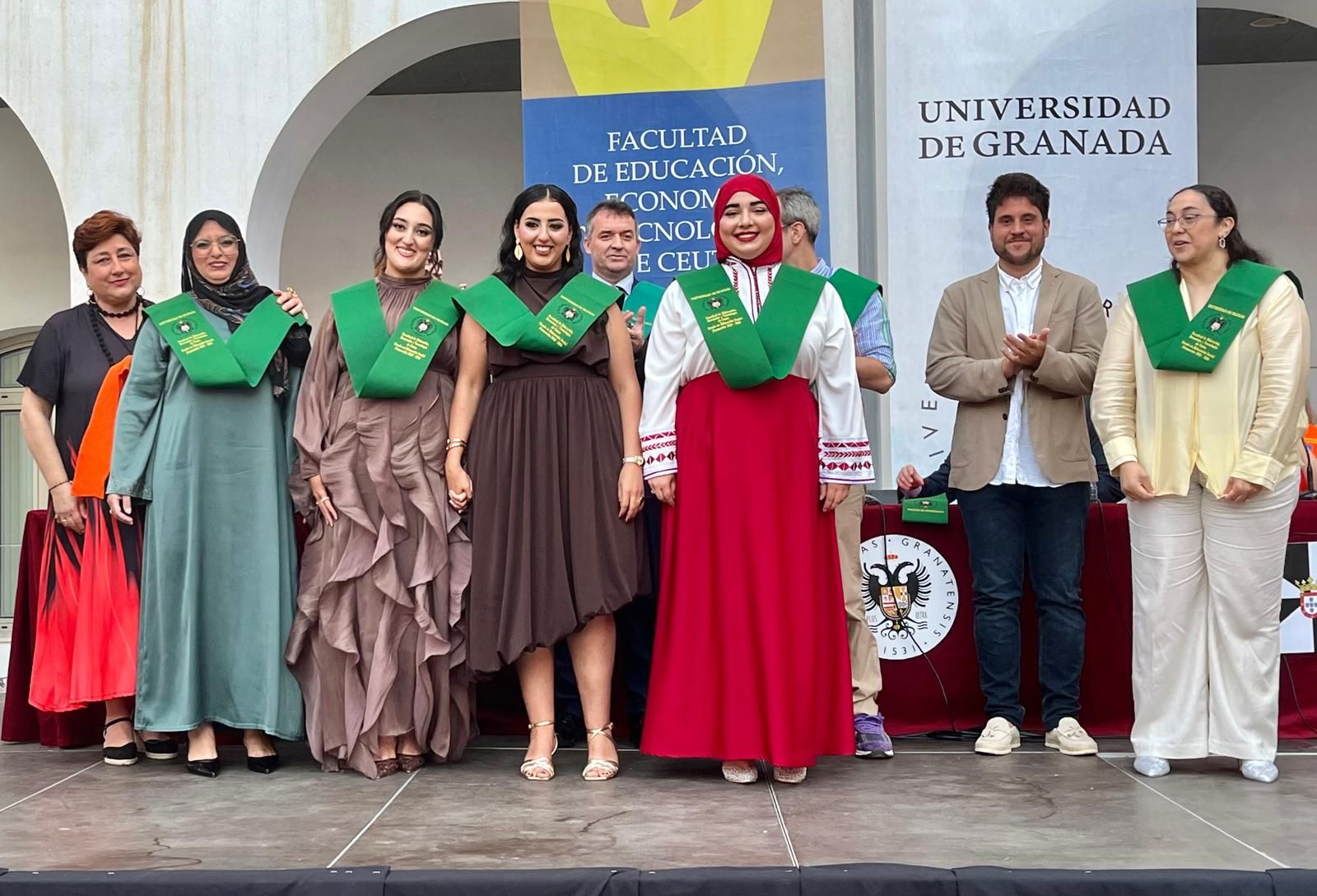 La Facultad de Educación, Economía y Tecnología celebra la graduación de su promoción 2022-2026