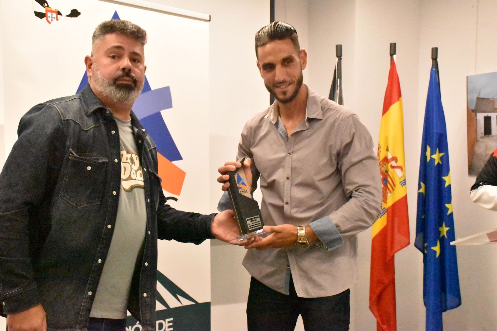 La FDMEC cierra la temporada con un homenaje y un acuerdo histórico con la Legión