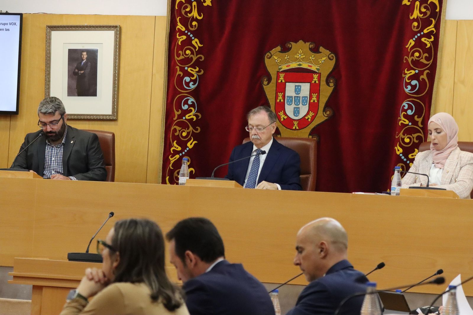 El presidente y vicepresidentes de la Asamblea en la sesión plenaria de este miércoles