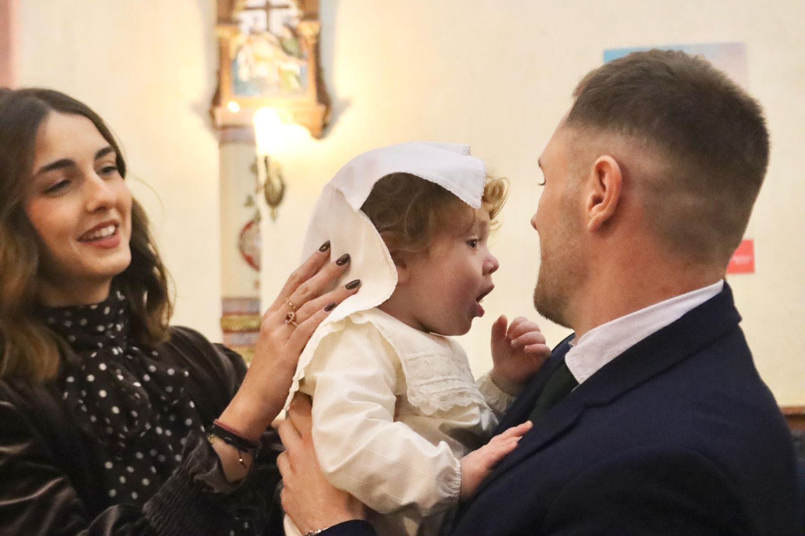 Rodrigo recibe el sacramento del bautismo