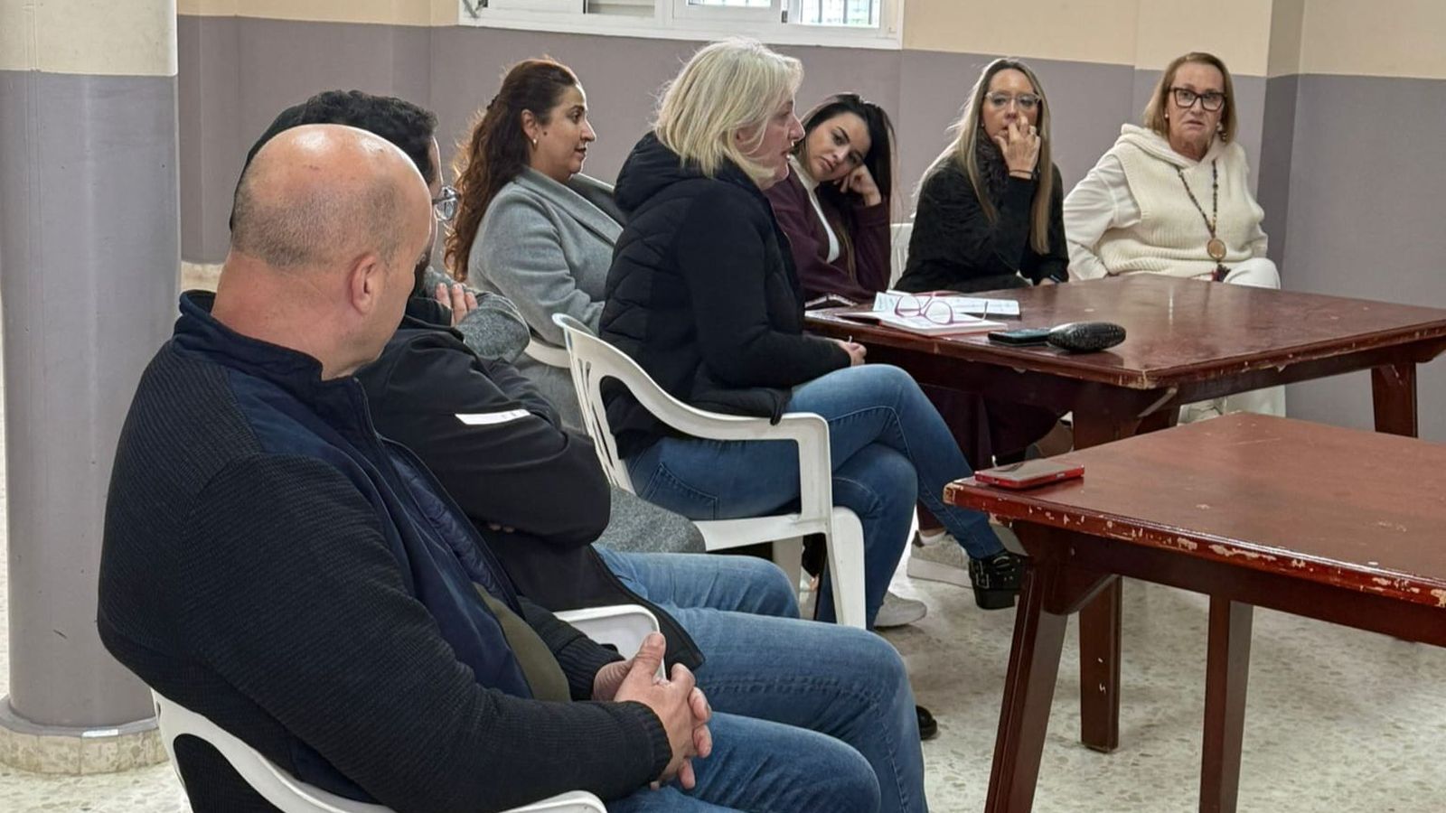 Los comerciantes de Hadú trasladaron sus demandas a los miembros del Gobierno