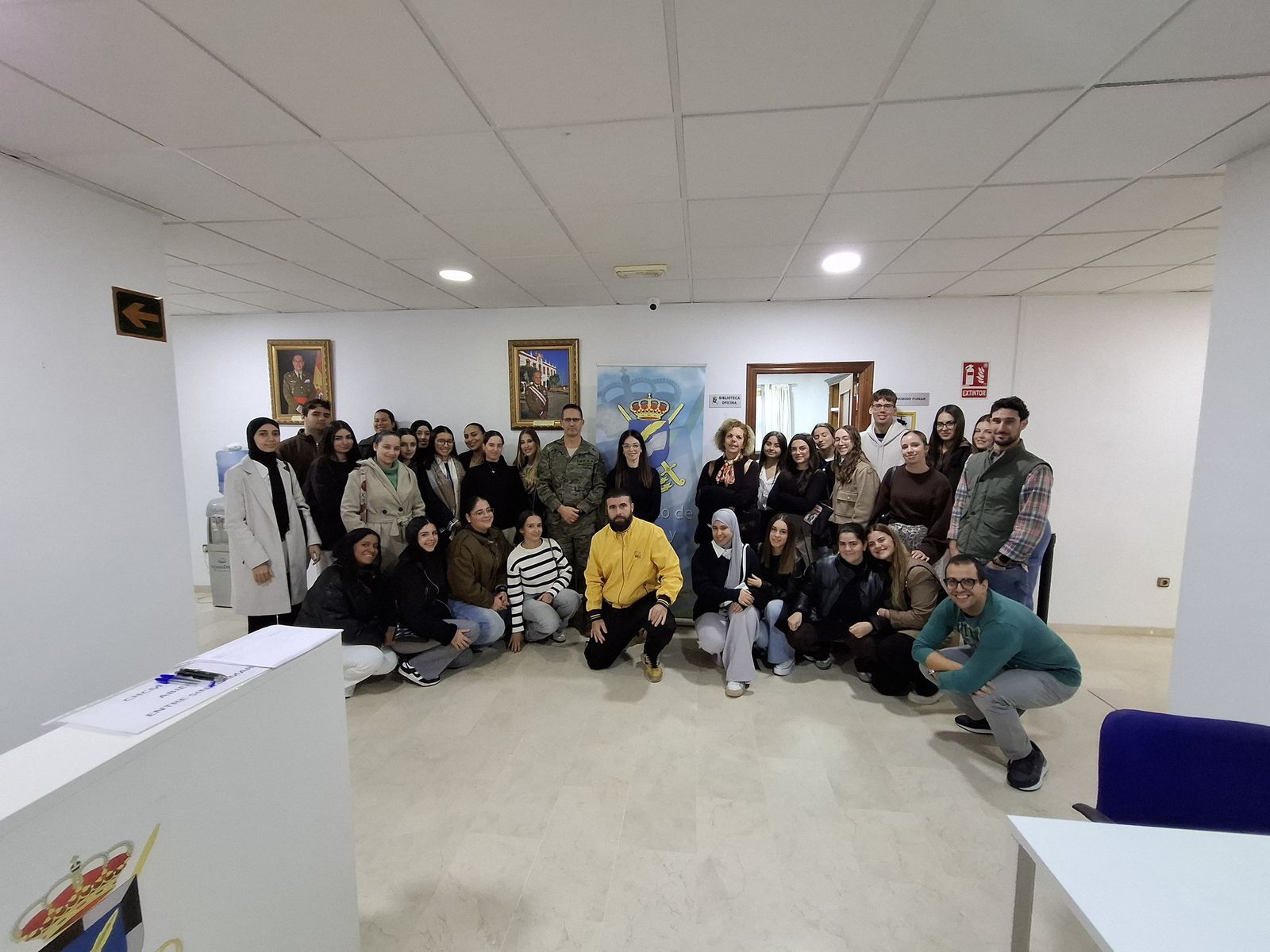 Visita a la Biblioteca Histórico Militar.