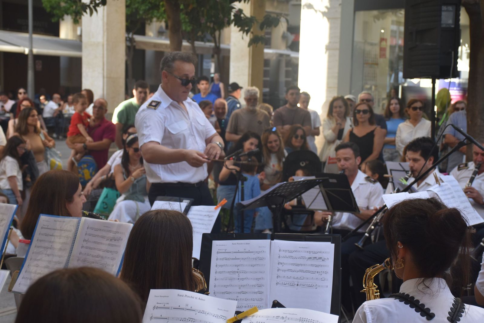 De los estadios a la plaza del pueblo: cuando la música se hace eterna