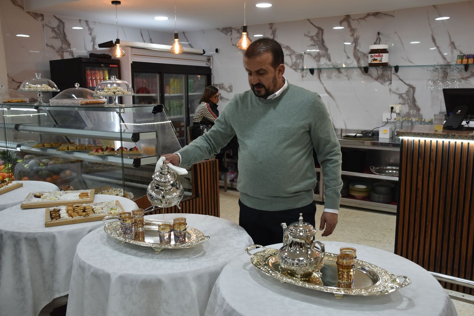 La Terraza del Estrecho reabre sus puertas en la barriada de Benzú