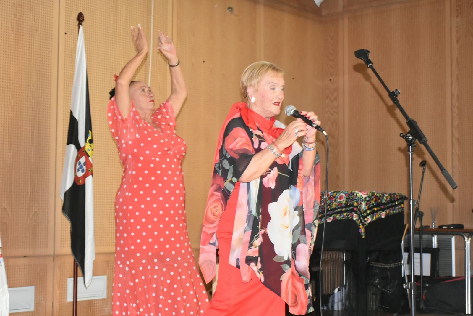 Ceuta disfruta del buen flamenco con un homenaje a Lola del Monte